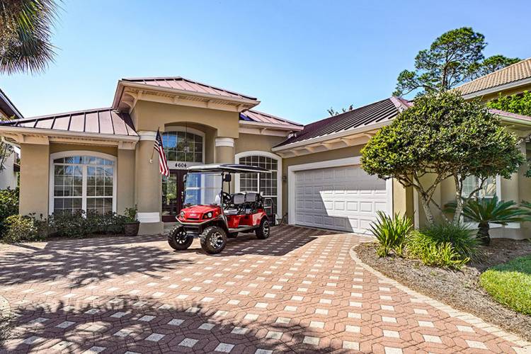 Sunce of Destiny, Destin Vacation Rental House with Golf Cart in Destiny East